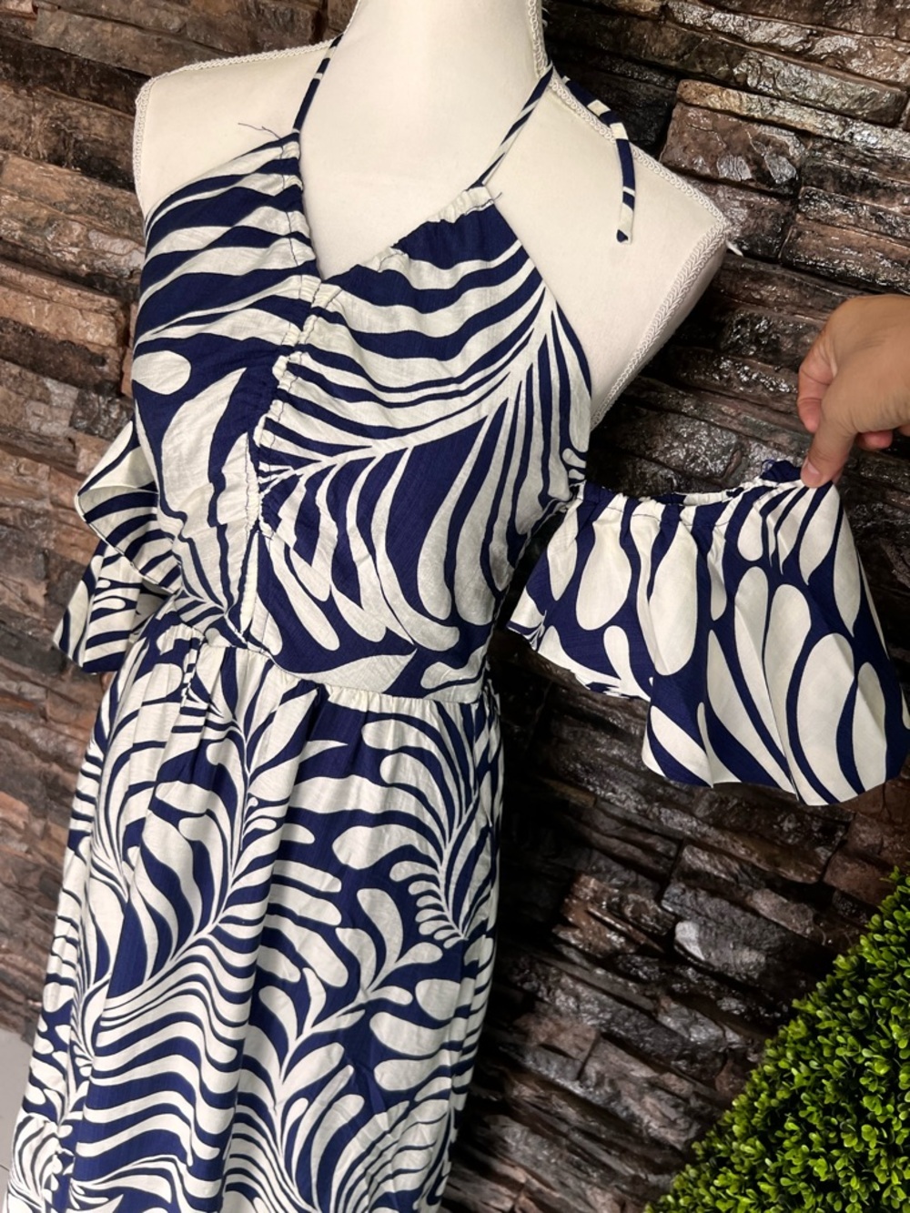 Lucy Paris Navy and White Tropical-Print Maxi Dress - Picture 6 of 12